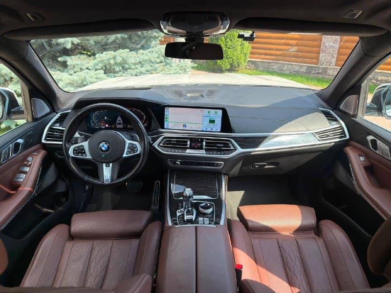 BMW X7 M40i xDrive 2021 — фото 2