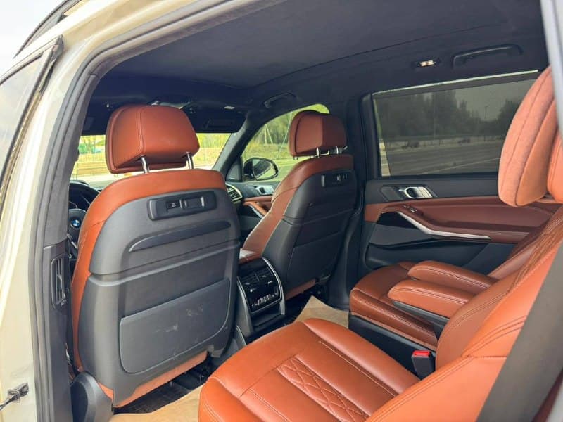 BMW X7 40i xDrive 2019 — фото 2