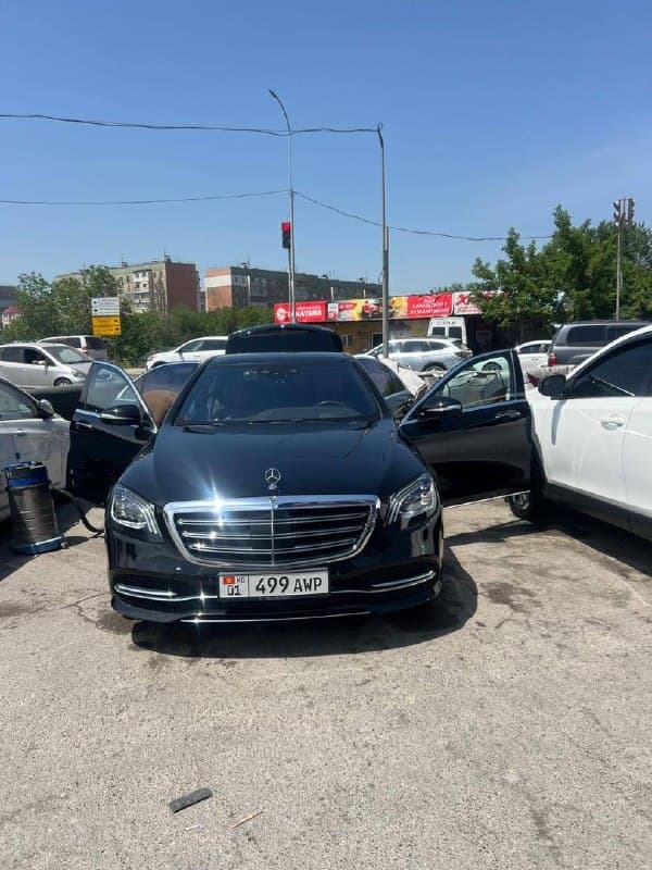 Mercedes-Benz S560 4MATIC